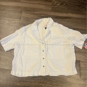 Universal Thread linen Button-Up Shirt